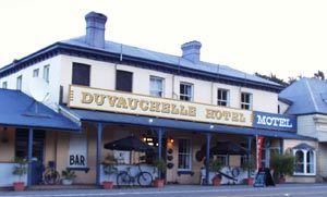Duvauchelle Hotel